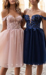 H1895 - Sweet/Classic V-Neck Illusion Cutout Appliques Empire Short Party/Homecoming Dress