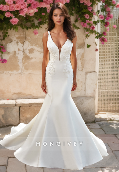 Sexy Satin Trumpet V-Neck Straps Sleeveless  Empire Beaded Appliques With Train Wedding Dress