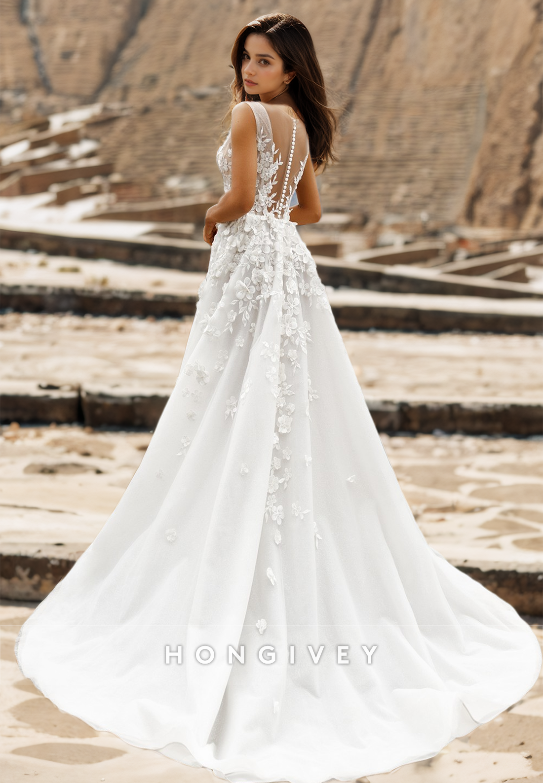 Fashional V-Neck Lace Applique Wedding Dress A-Line with Train Bridal Dresses