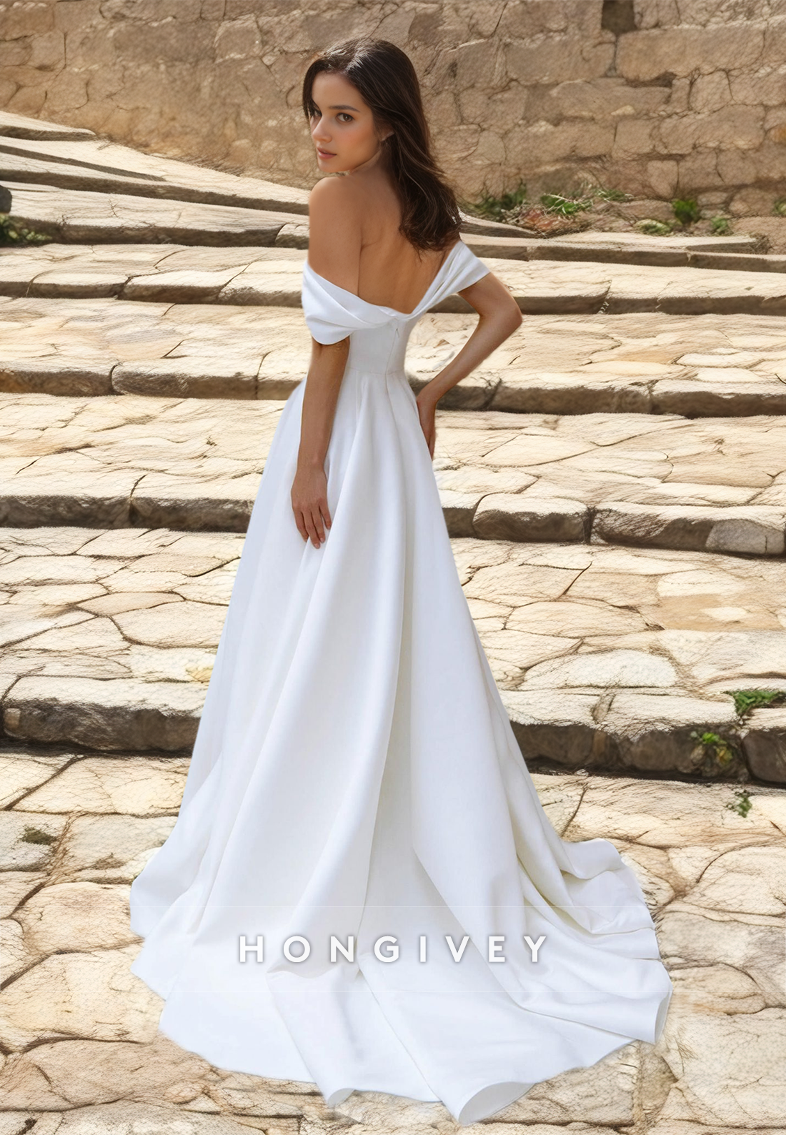 HONGIVEY Off-Shoulder Strapless Sleeveless A-Line Floor-Length Wedding Dress with Train