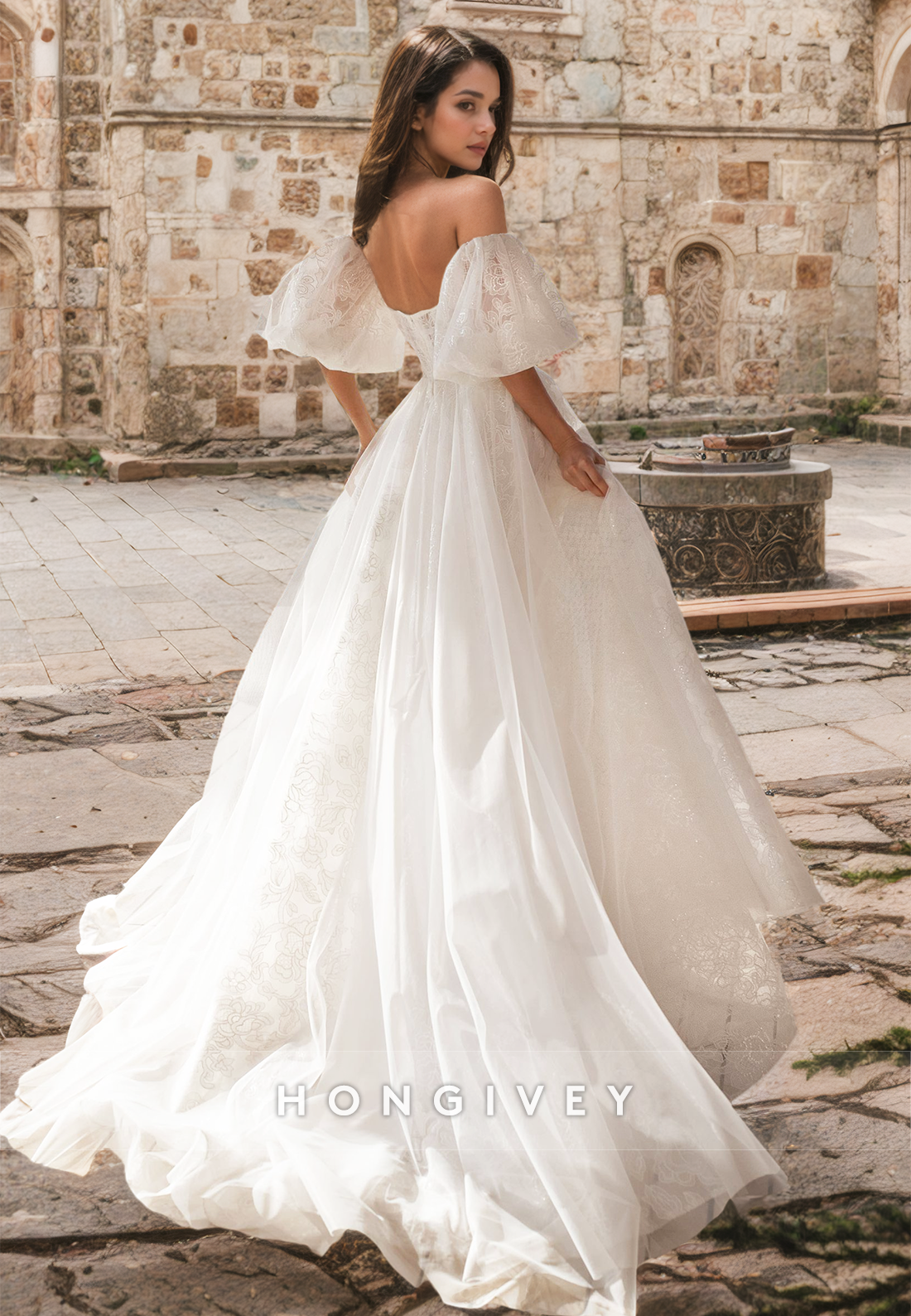 Off-Shoulder Strapless Applique A-Line Tulle Wedding Dress with Train 2025 HONGIVEY