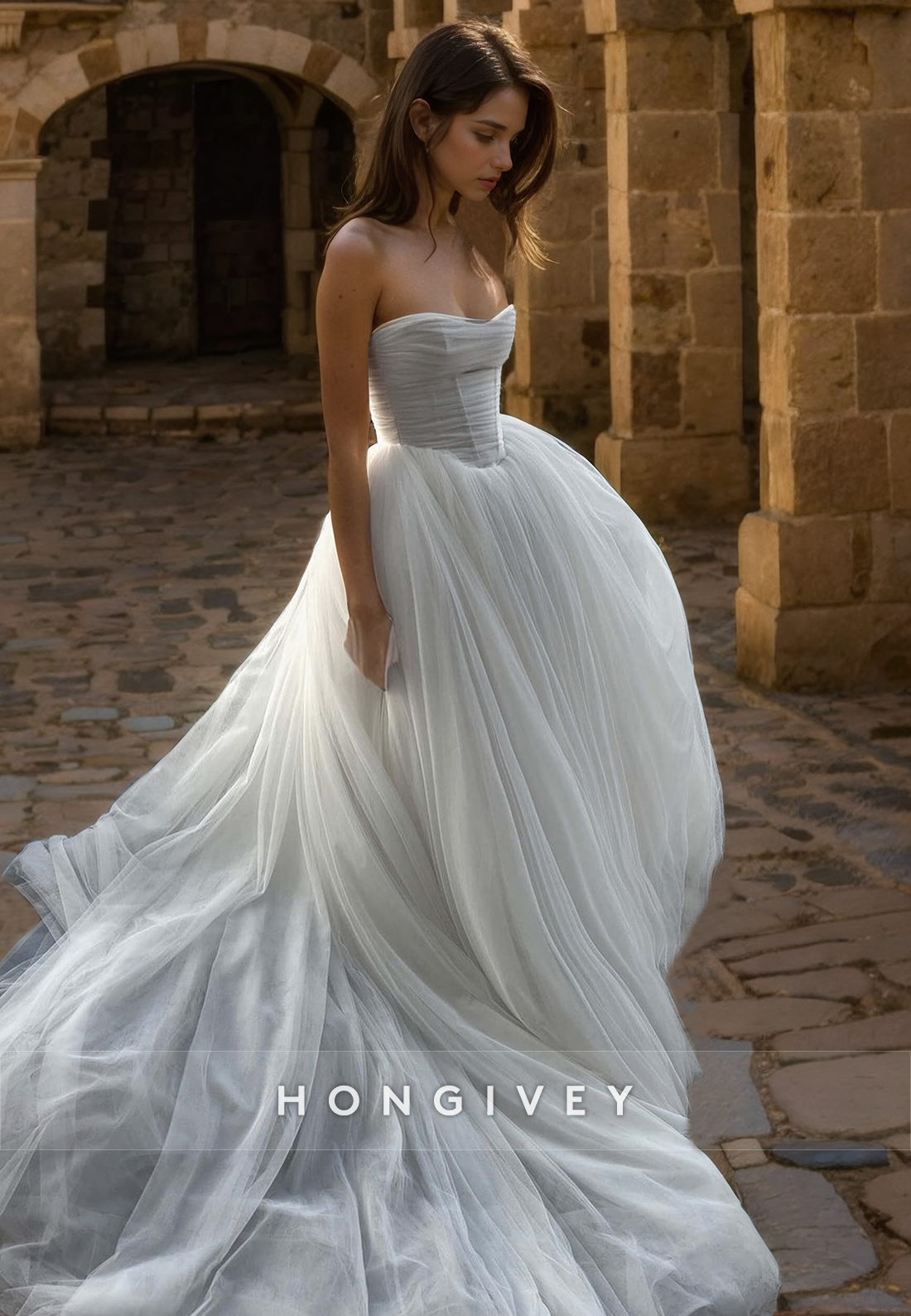 Casual Tulle A-Line Sweetheart Strapless Beach Wedding Dress