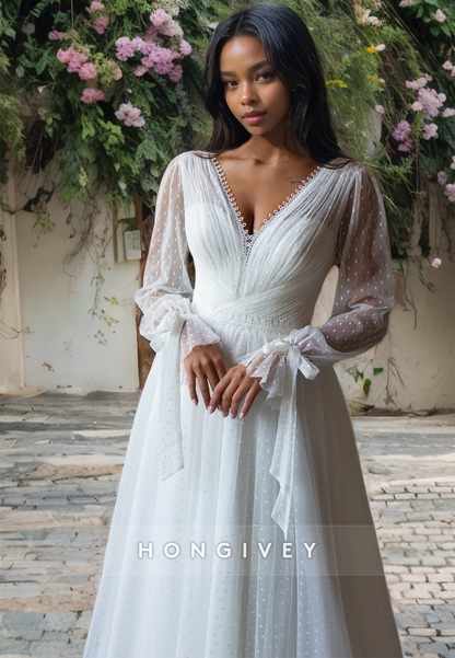 Tulle A-Line V-Neck Long Sleeve Boho Wedding Dress