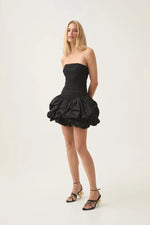 Strapless Sleeveless Mermaid Ruffles Short Mini Wedding Dress