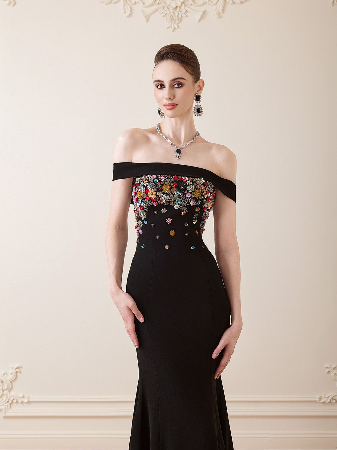 Black Off the Shoulder Flowers Applique Sleeveless Mermaid Bow Backless Evening Dress