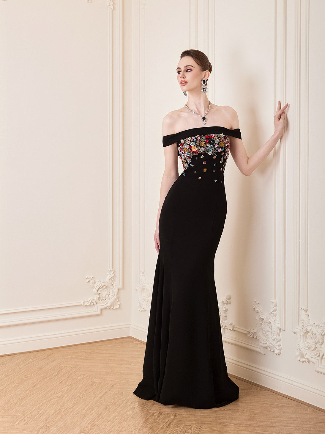 Black Off the Shoulder Flowers Applique Sleeveless Mermaid Bow Backless Evening Dress
