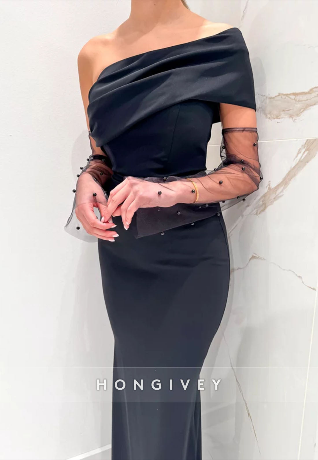 Black One Shoulder Long Sleeves Mermaid Floor-Length Evening Gowns