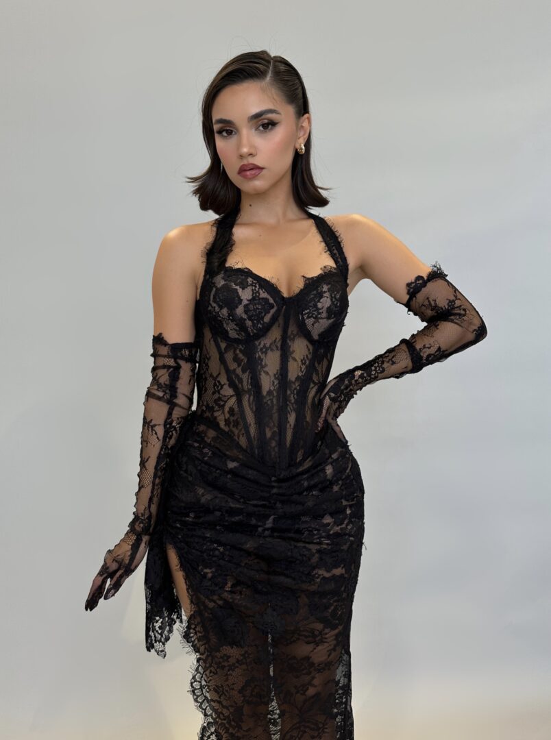 Sexy Black Halter Sleeveless Gloves Mermaid Prom Dress