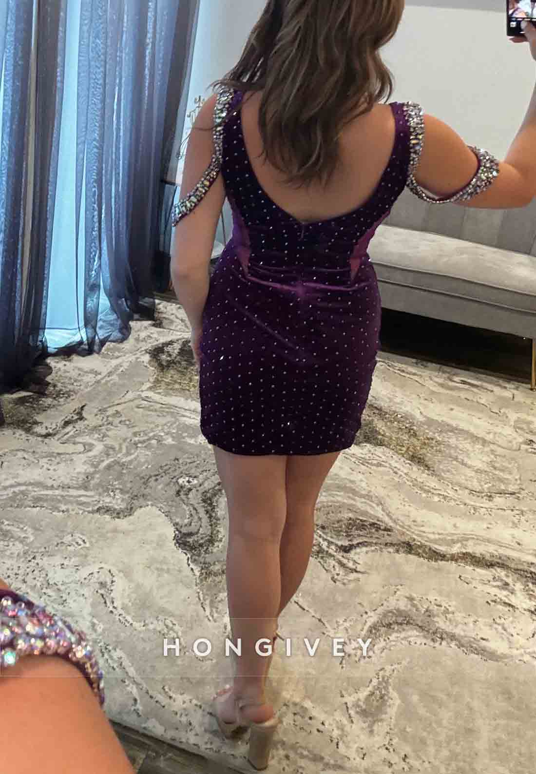 Sparkly Low V-Neck Velvet Sheath Low Back Mini Homecoming Dress with Beading