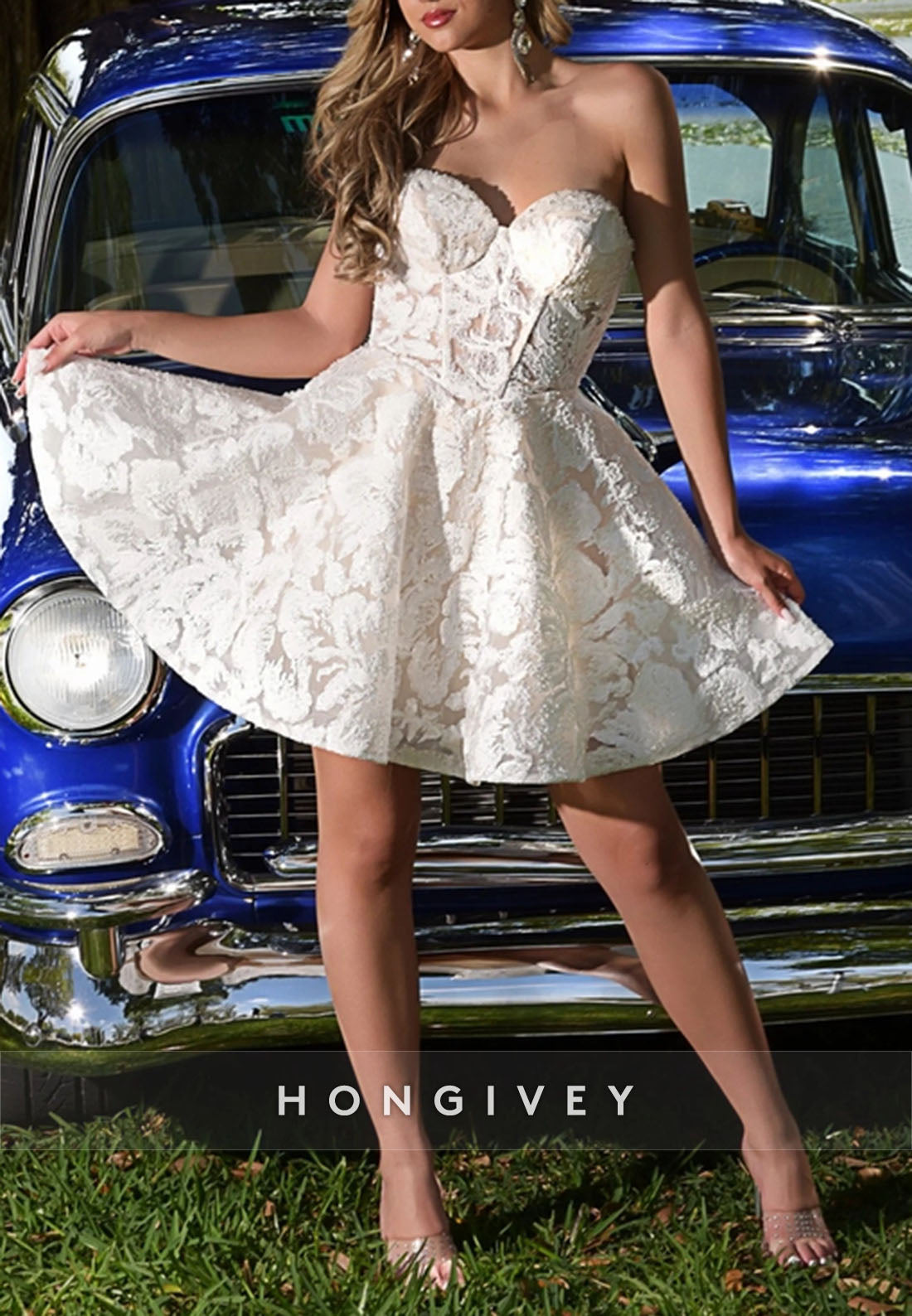 Sweetheart A-Line Lace Strapless Pleated Short Homecoming Dress