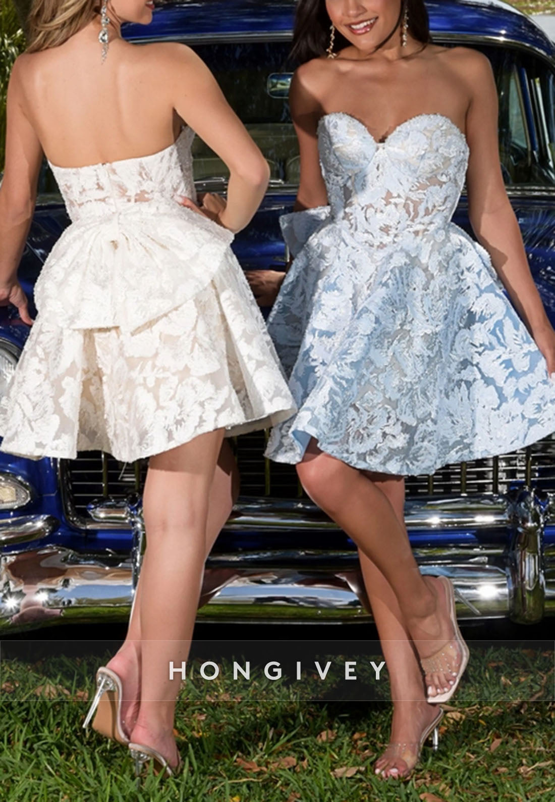 Sweetheart A-Line Lace Strapless Pleated Short Homecoming Dress