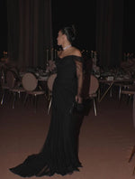 Balack Off the Shoulder Long Sleeve Mermaid Evening Dress Floor-Length