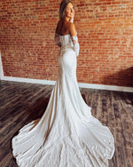 Sweetheart Mermaid Satin Wedding Dresses Beach Lace Long Sleeves Bride Wedding Gowns
