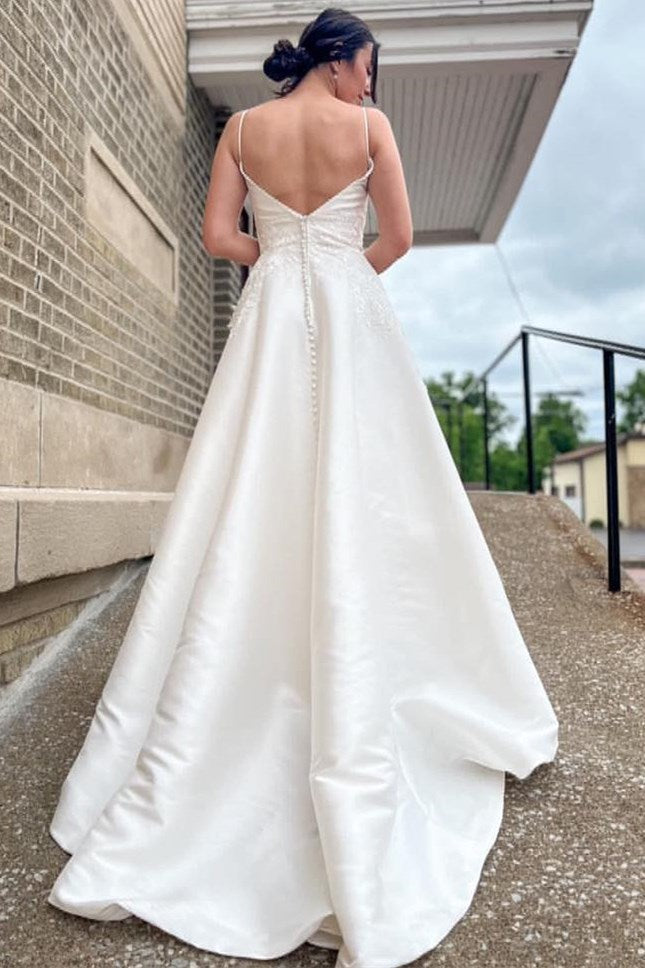 White V-Neck A-Line Long Wedding Dress with Appliques