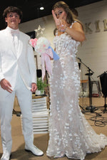 Stunning Straps Lace Appliques Sleeveless Mermaid Long Prom Dress