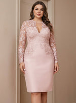 V-Neck Plus Size Mother of the Bride Dresses with Lace Long Sleeves Knee-Length