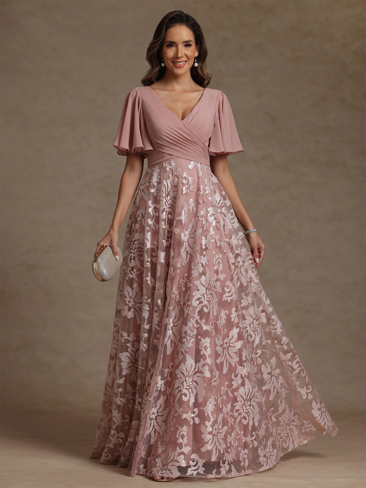 V-Neck Mother of the Bride Dresses Short Sleeves Chiffon Lace Floor-Length Ruched