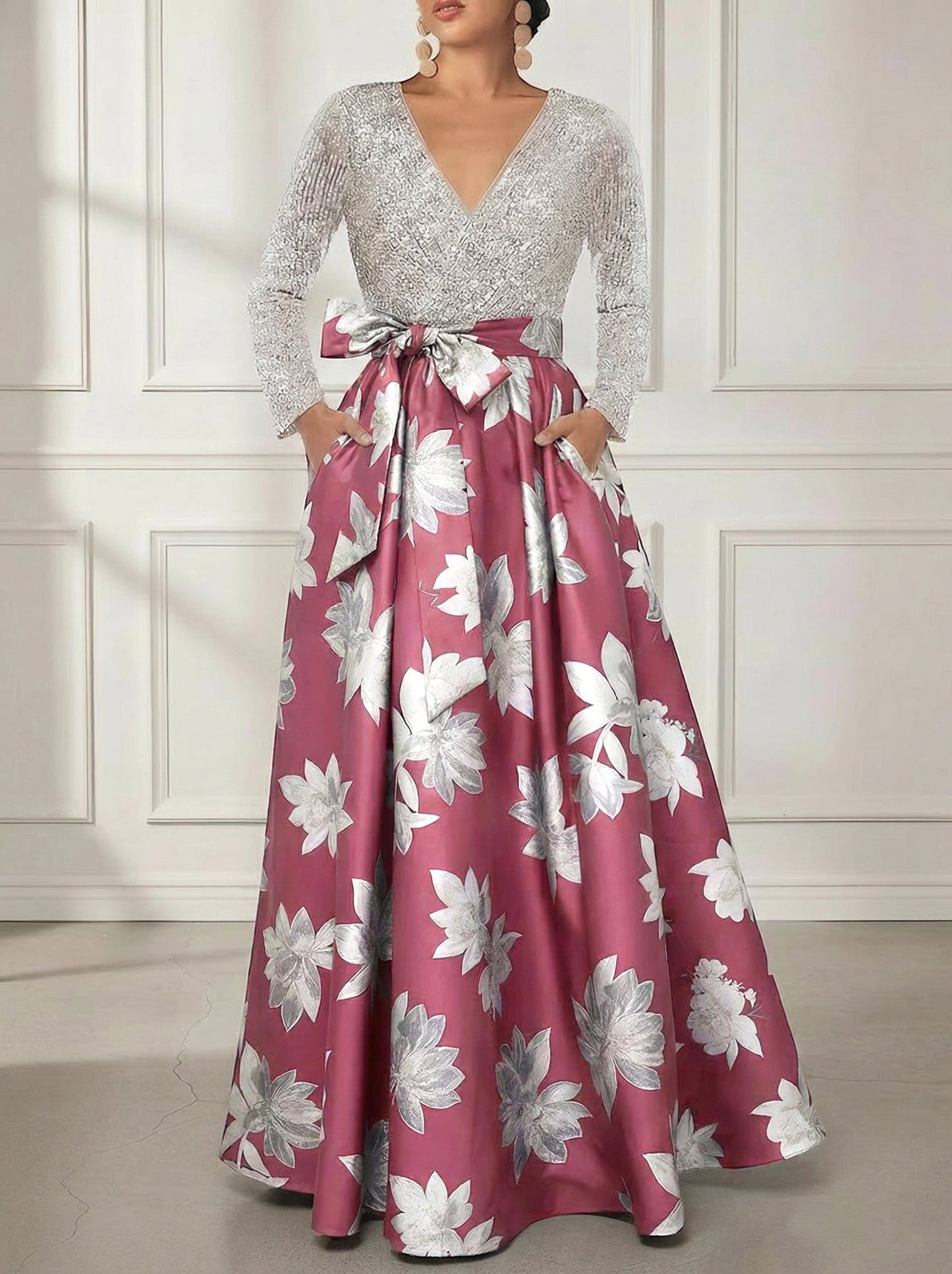 V-Neck Printed Satin Mother of the Bride Dresses Sequins Long Sleeves Floral Floor-Length Bowknot