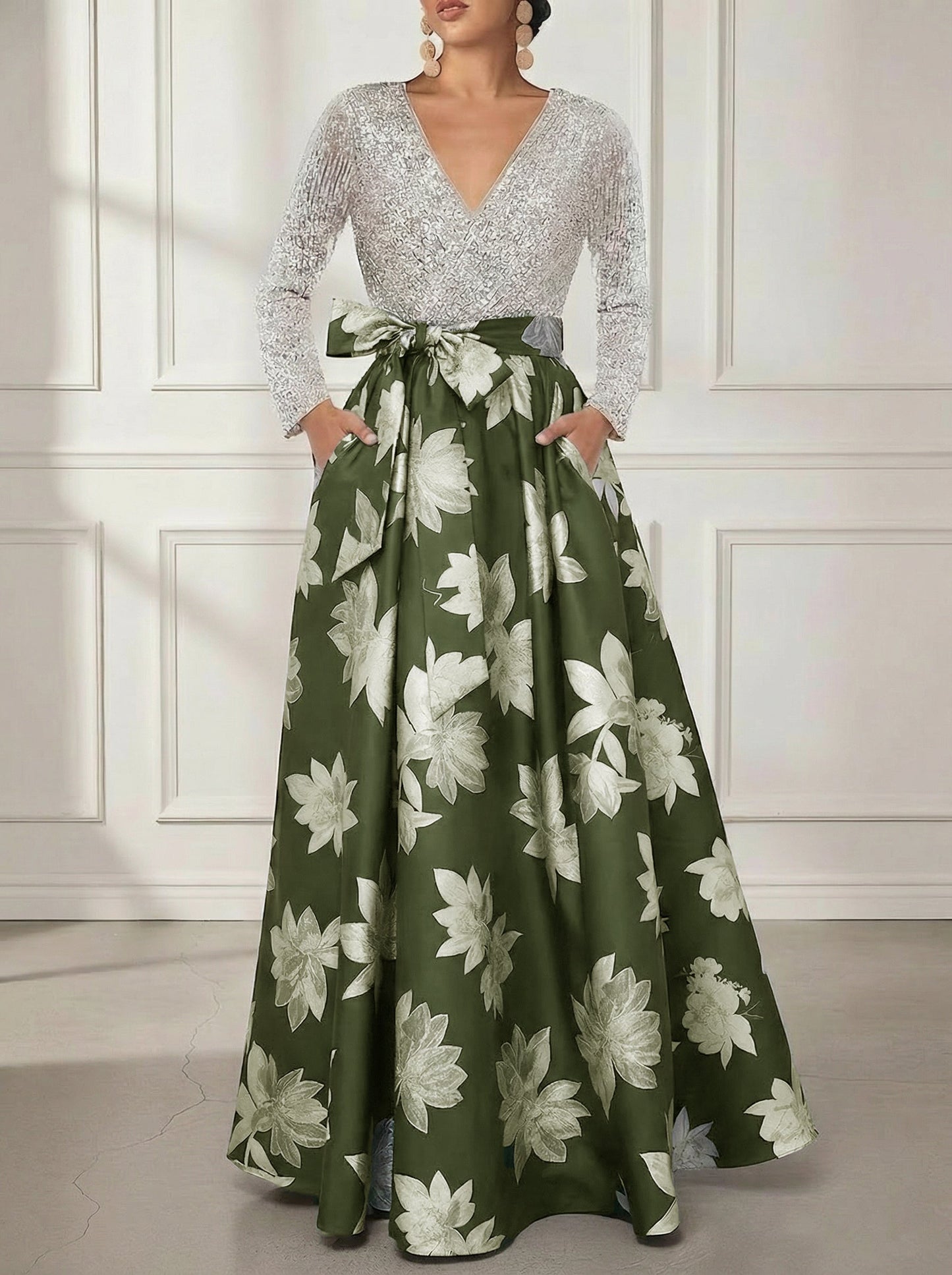 V-Neck Printed Satin Mother of the Bride Dresses Sequins Long Sleeves Floral Floor-Length Bowknot