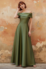 Off-the-Shoulder Satin Mother of the Bride Dresses Sleeveless Floor-Length Pleated