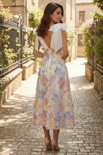 A-Line/Princess V-Neck Tulle Sleeveless Floral Tea-Length Formal Dresses