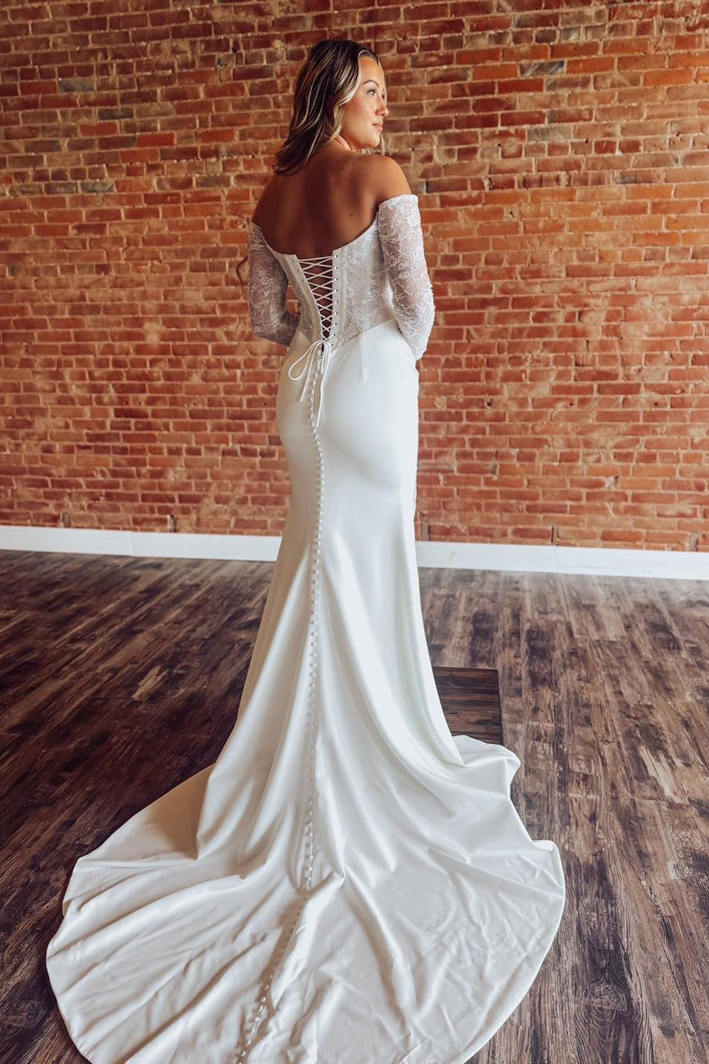 Mermaid Satin Lace Boho Wedding Dresses Long Sleeves Beach Wedding Gowns for Women