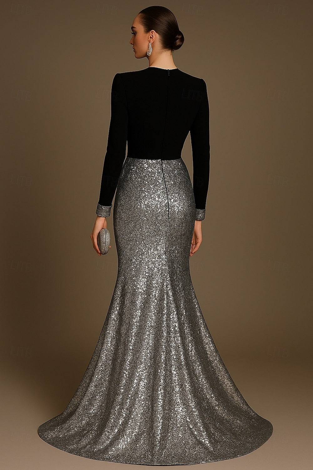 V-Neck Long Sleeves Mermaid Sequined with Glitter Evening Gown