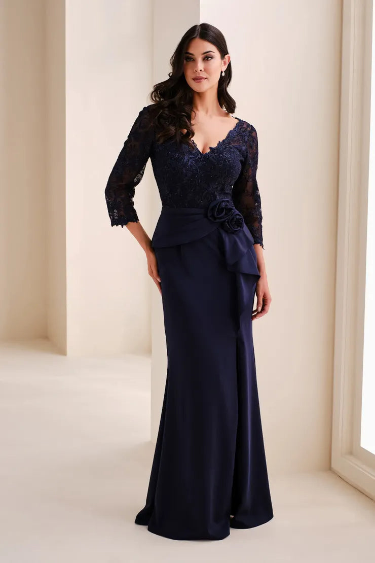V-Neck Long Sleeve Flowers Applique Mermaid Side Slit Evening Dress