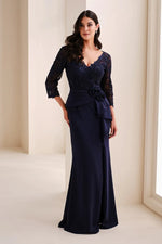 V-Neck Long Sleeve Flowers Applique Mermaid Side Slit Evening Dress