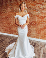 Off Shoulder Wedding Dresses for Bride Satin Corset Crystal Beaded Bridal Wedding Gowns