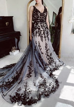 Gothic Wedding Dresses V Neck Black Lace Applique Court Train Bridal Gown