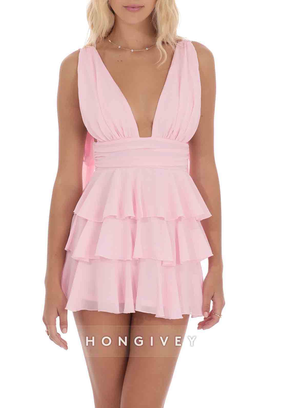 Low V-Neck A-Line Regular Straps Sleeveless Ruched Mini Homecoming Dresses