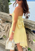 Simple Bowknot A-Line Strapless Pleated Yellow Short Homecoming Dress