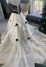 Medieval Black Lace Satin White Wedding Dress with Removable Skirt