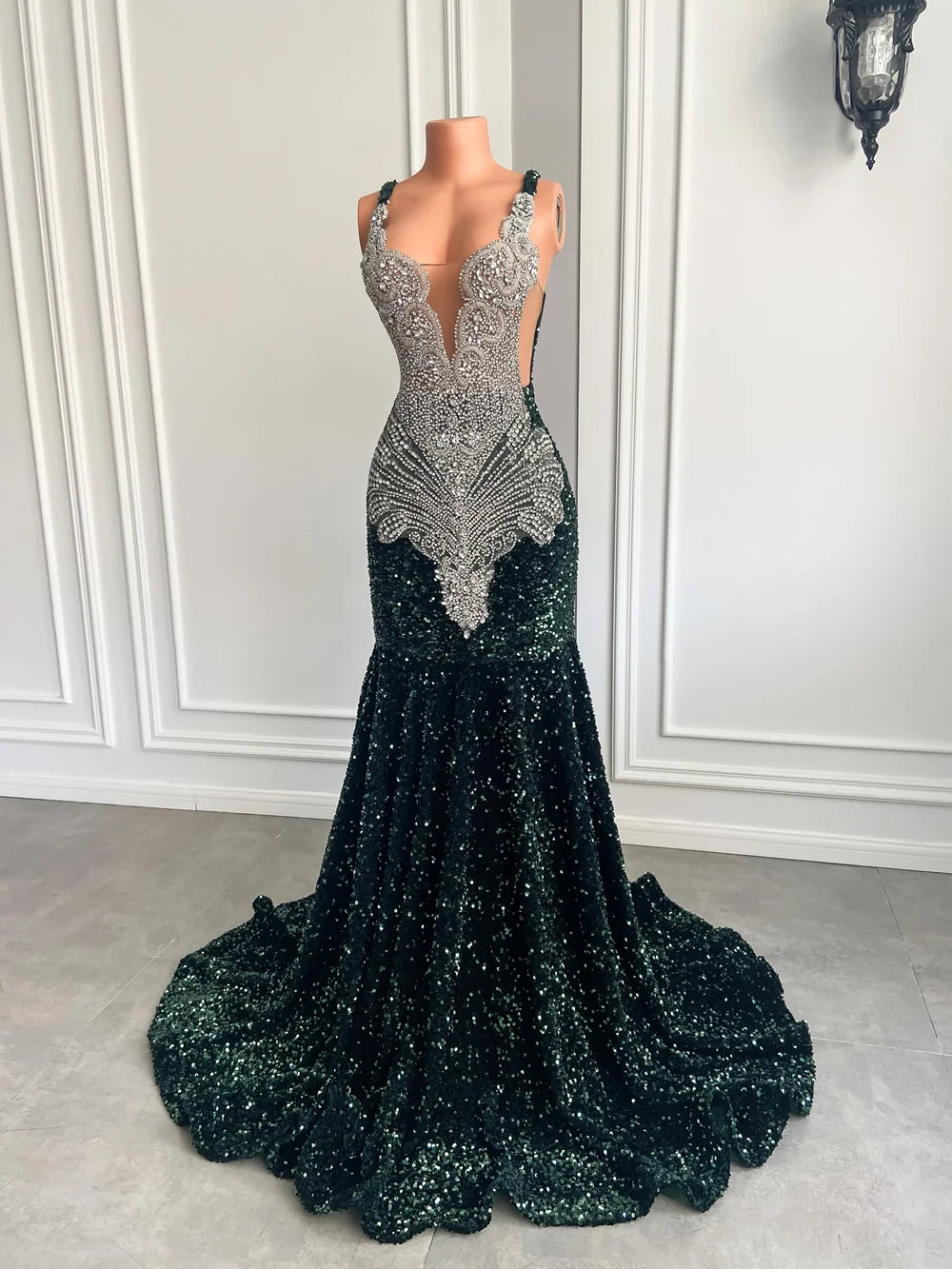 Gorgeous Long Prom Dresses 2026 Mermaid Style Luxury Sparkly Silver Crystals Red Sequin Black Girls Prom Party Formal Gowns