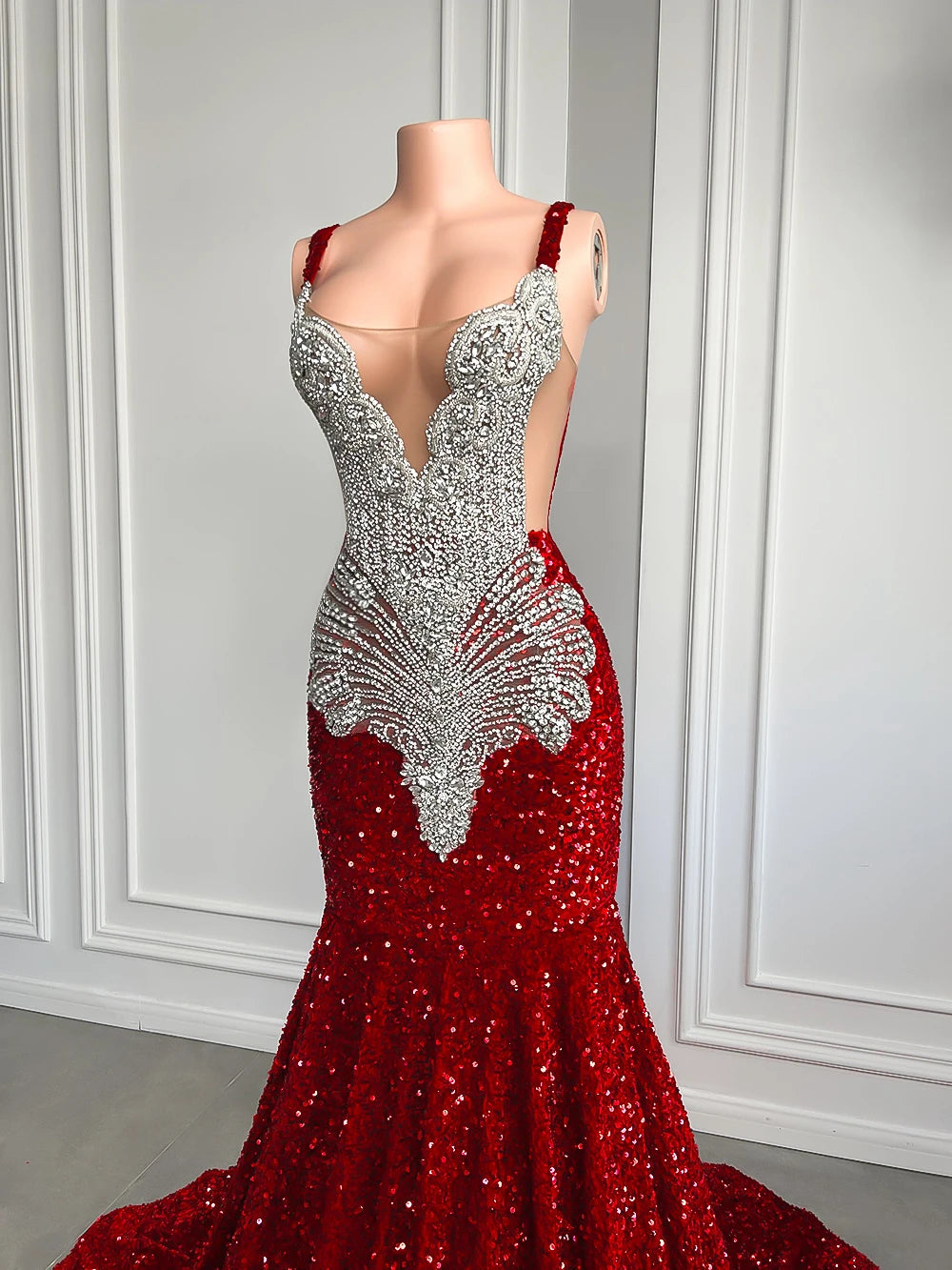 Gorgeous Long Prom Dresses 2026 Mermaid Style Luxury Sparkly Silver Crystals Red Sequin Black Girls Prom Party Formal Gowns