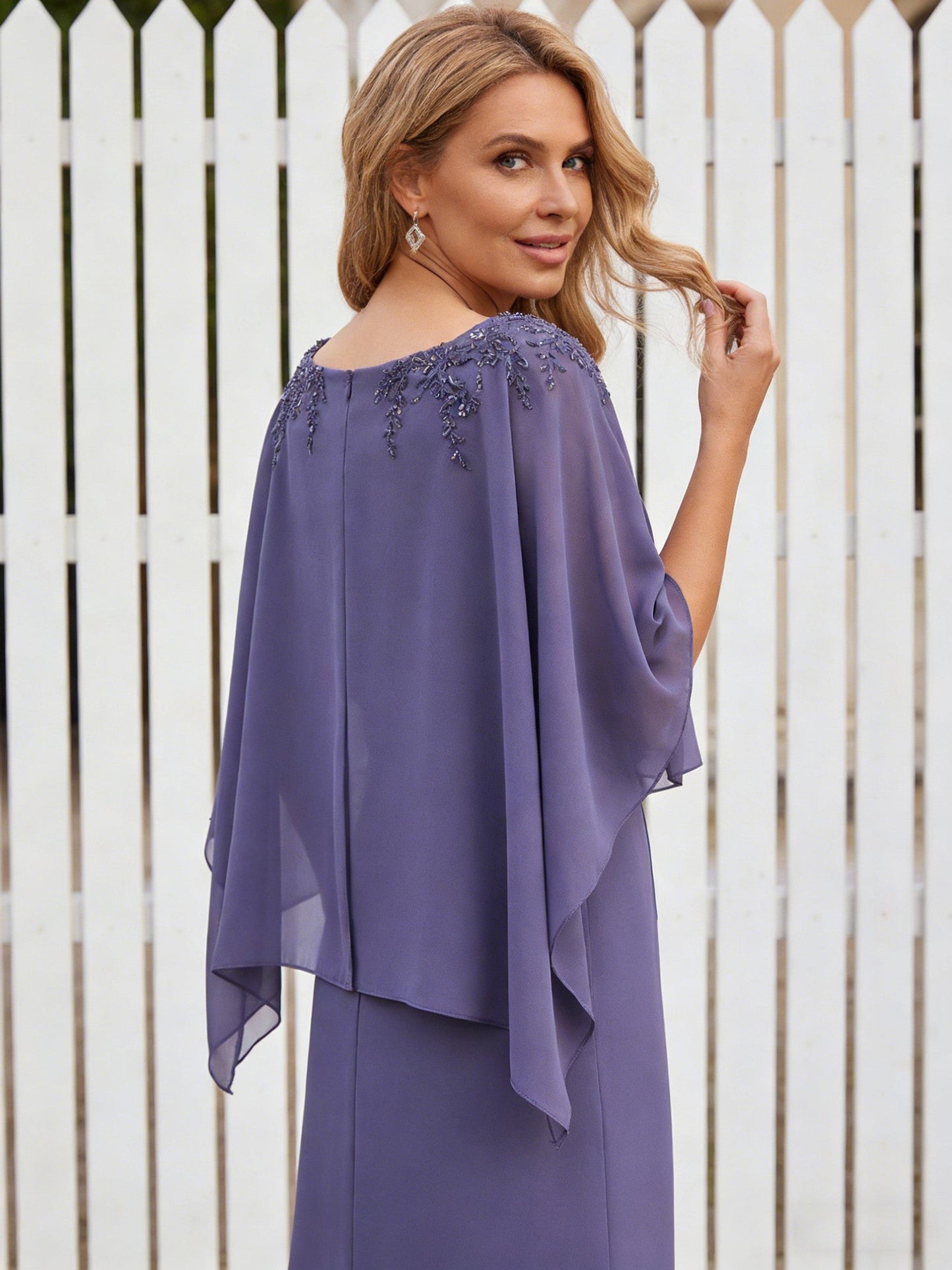 Scoop Neck Floor-Length Mother of the Bride Dresses with Cape
