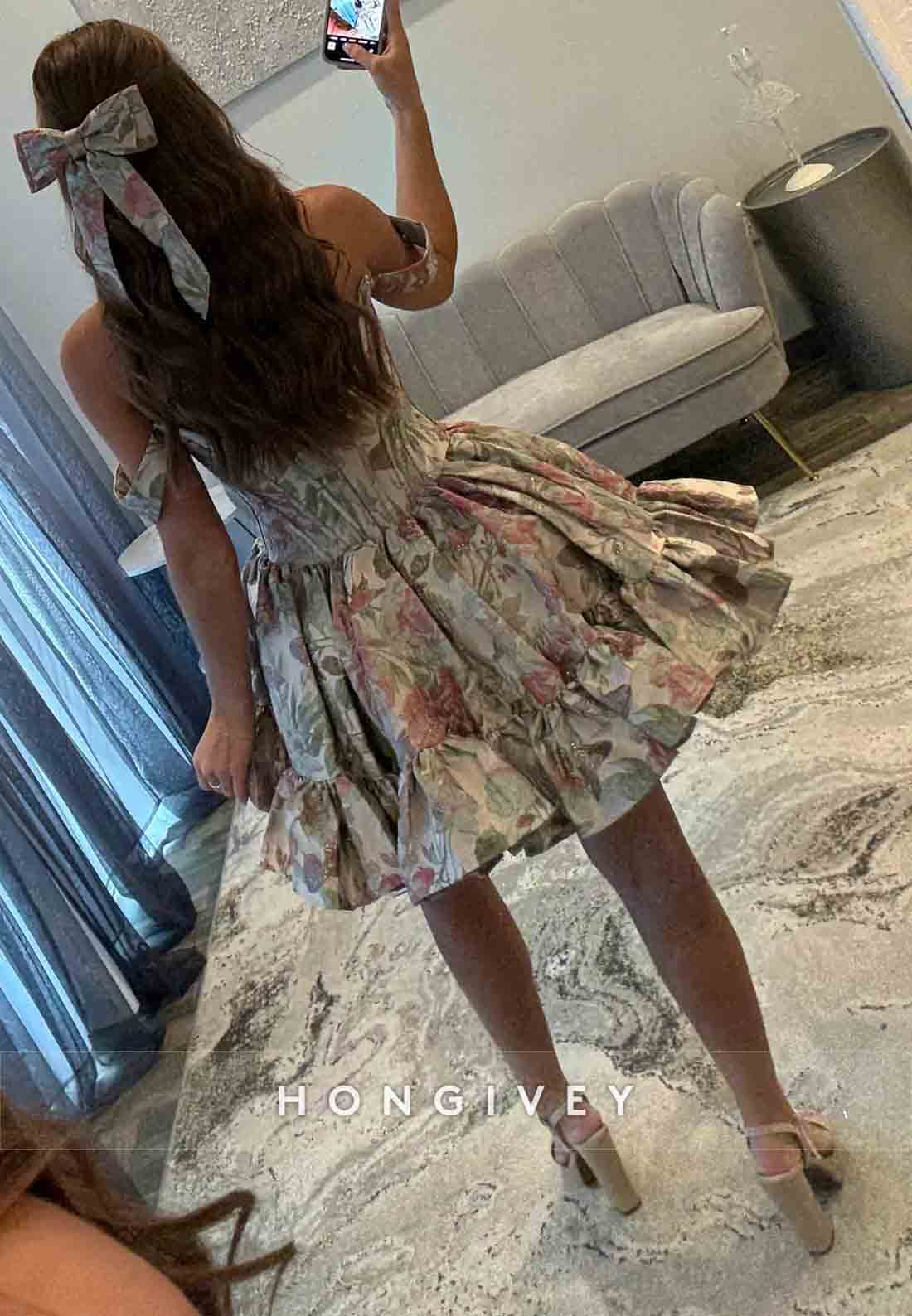 Chic Off the Shoulder Pleated Floral Print Princess Short Homecoming Dresses