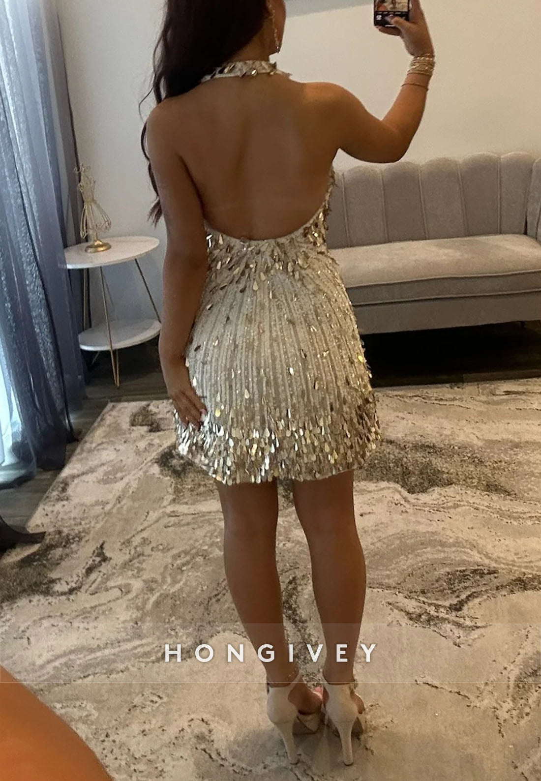 Gorgeous Halter Low V-Neck Open Back Sheath Sequined Short Homecoming Dress