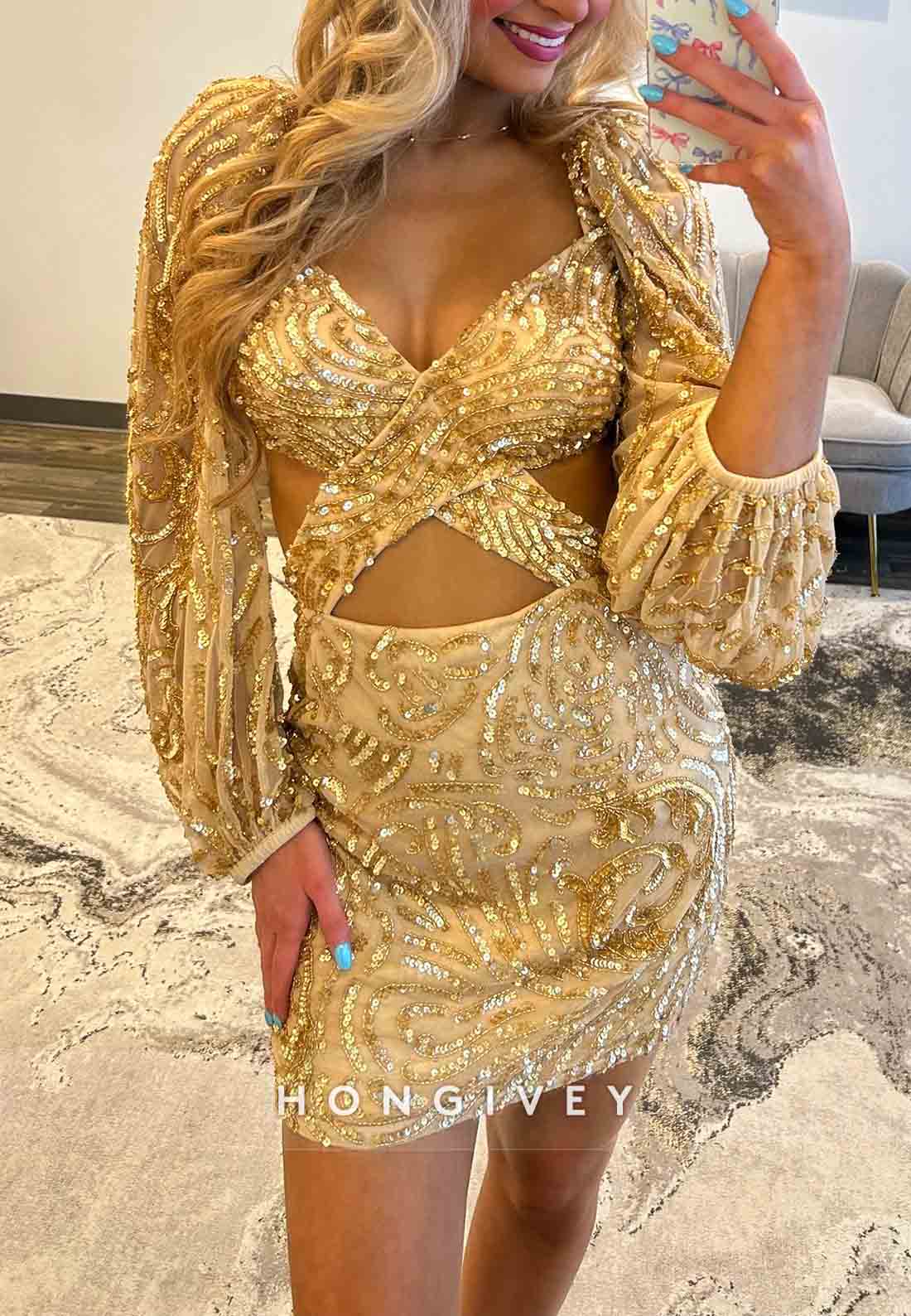 Golden Long Sleeves Sheath V-Neck Beading Short Homecoming Dresses