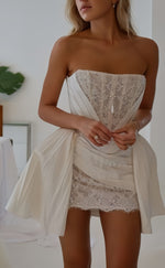 Strapless White Lace Wedding Dresses Mini Bridal Gown0