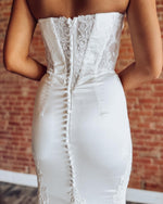 Sweetheart Mermaid Satin Wedding Dresses Beach Lace Long Sleeves Bride Wedding Gowns