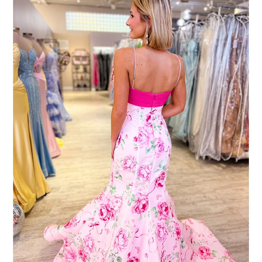 Mermaid Satin Floral Print Prom Dresses Long V Neck Evening Party Gowns for Women