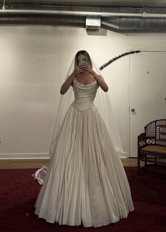 Modest Wedding Dress Ball Gown Strapless White Satin Long Wedding Dresses Brides Dress Bridal Gowns