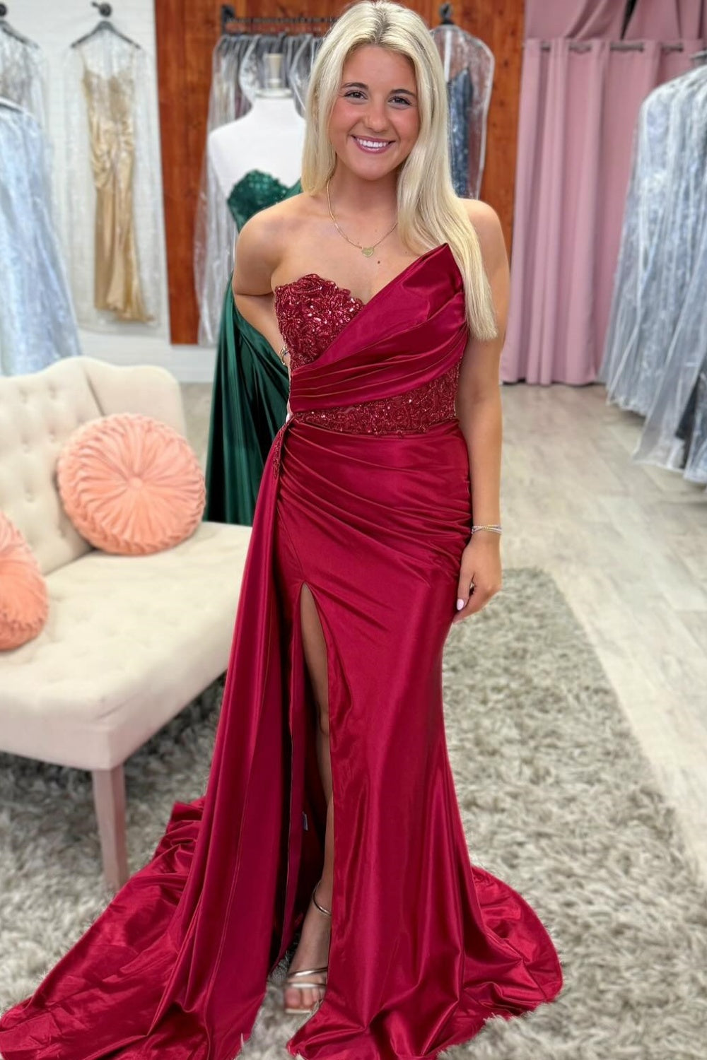 Sheath V Neck Beaded Appliques High Side Slit and Train Prom Dress