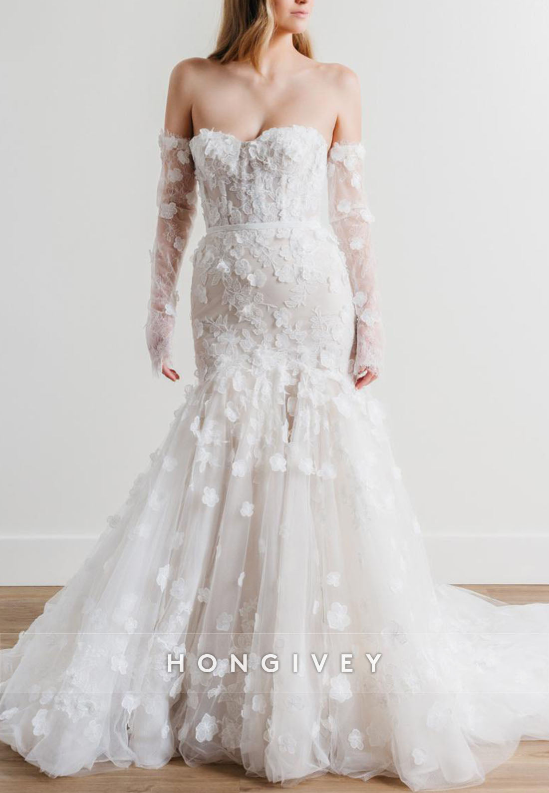 Long Sleeves Tulle Mermaid Low Back Wedding Dresses with Appliques