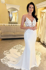 Charming V-Neck Satin Spaghetti-Straps Wedding Dresses Sleeveless Mermaid Open Back With Appliques Lace