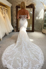 Chic Strapless Sweetheart Sleeveless Wedding Dresses Mermaid Sequins Lace Open Back Sheath On Sale