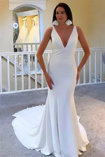 Charming V-Neck Straps Satin Mermaid Wedding Dresses Sleeveless Sheath Open Back With Buttons
