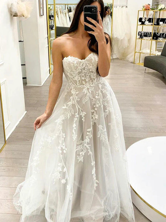 A-line Beach Long Wedding Dresses Lace Appliques Sleeveless